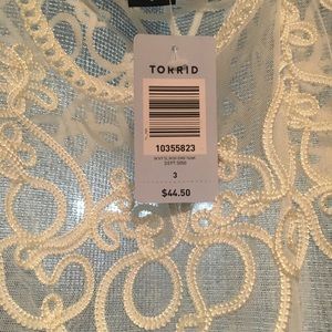 Torrid tank top lace size 3.
